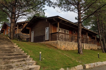 Leikyard Resort Shillong