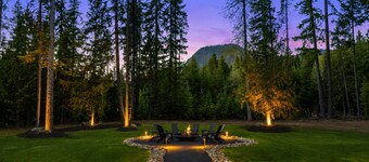 [NEW] Mountain getaway with stunning views, direct ATV trail access & hot tub
