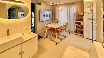 Family Twin Room | Interior
