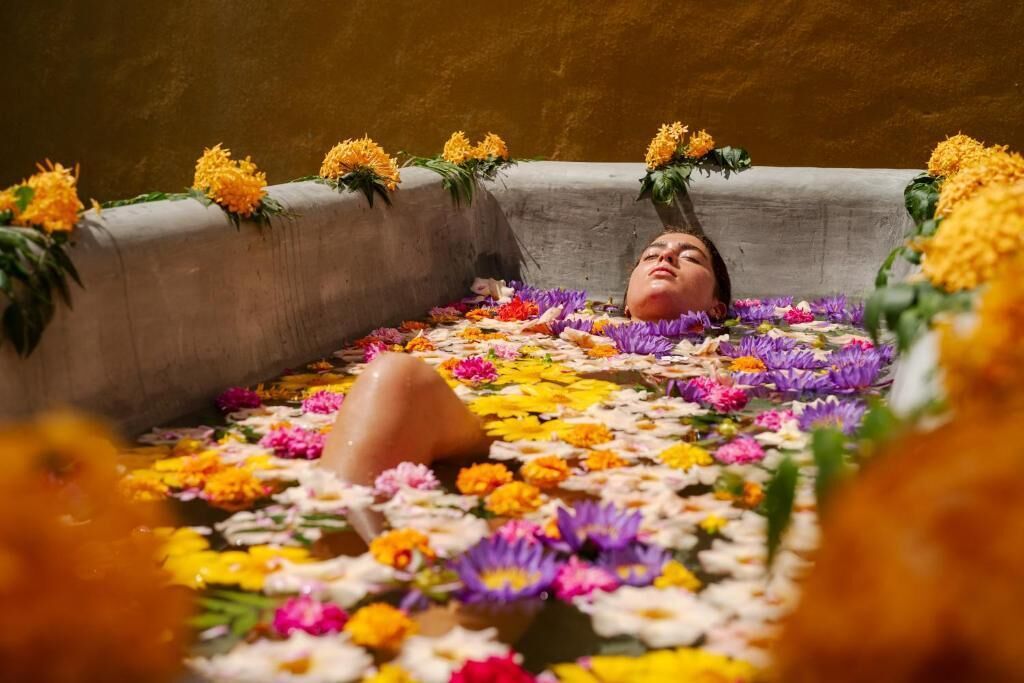 Körperbehandlungen, Aromatherapie, Ganzkörperwickelbehandlung