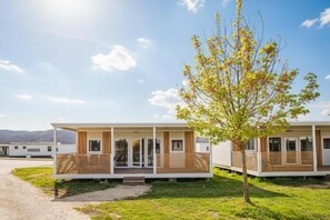 Huis, 3 slaapkamers, airconditioning, uitzicht op tuin | Exterieur