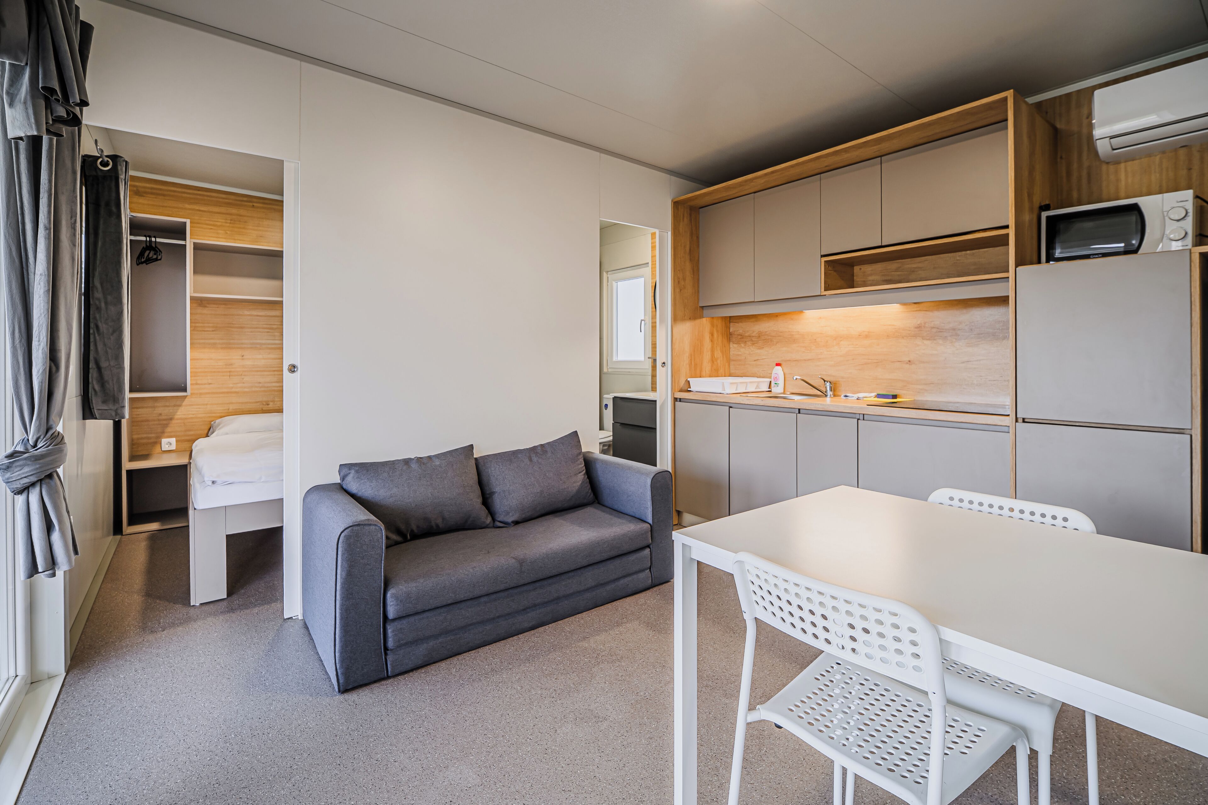House, 3 Bedrooms, Air conditioning, Garden View | Interior