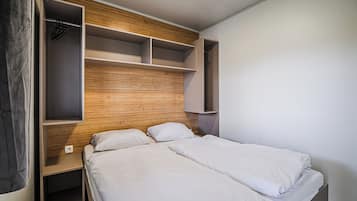 Casa, 3 habitaciones, aire acondicionado, vista al jardín | Wifi gratis