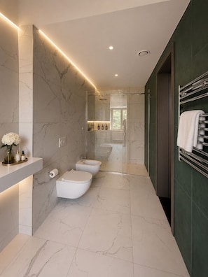 Bathroom - First Luxury Art Hotel Riga (Rīga)