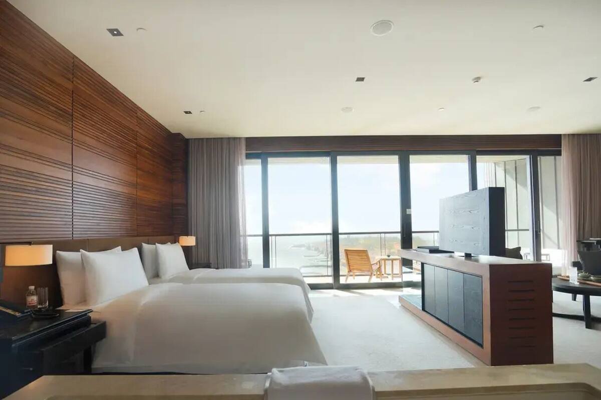 Suite Deluxe, 2 letti singoli, vista mare | Una cassaforte in camera, tende oscuranti, Wi-Fi gratuito