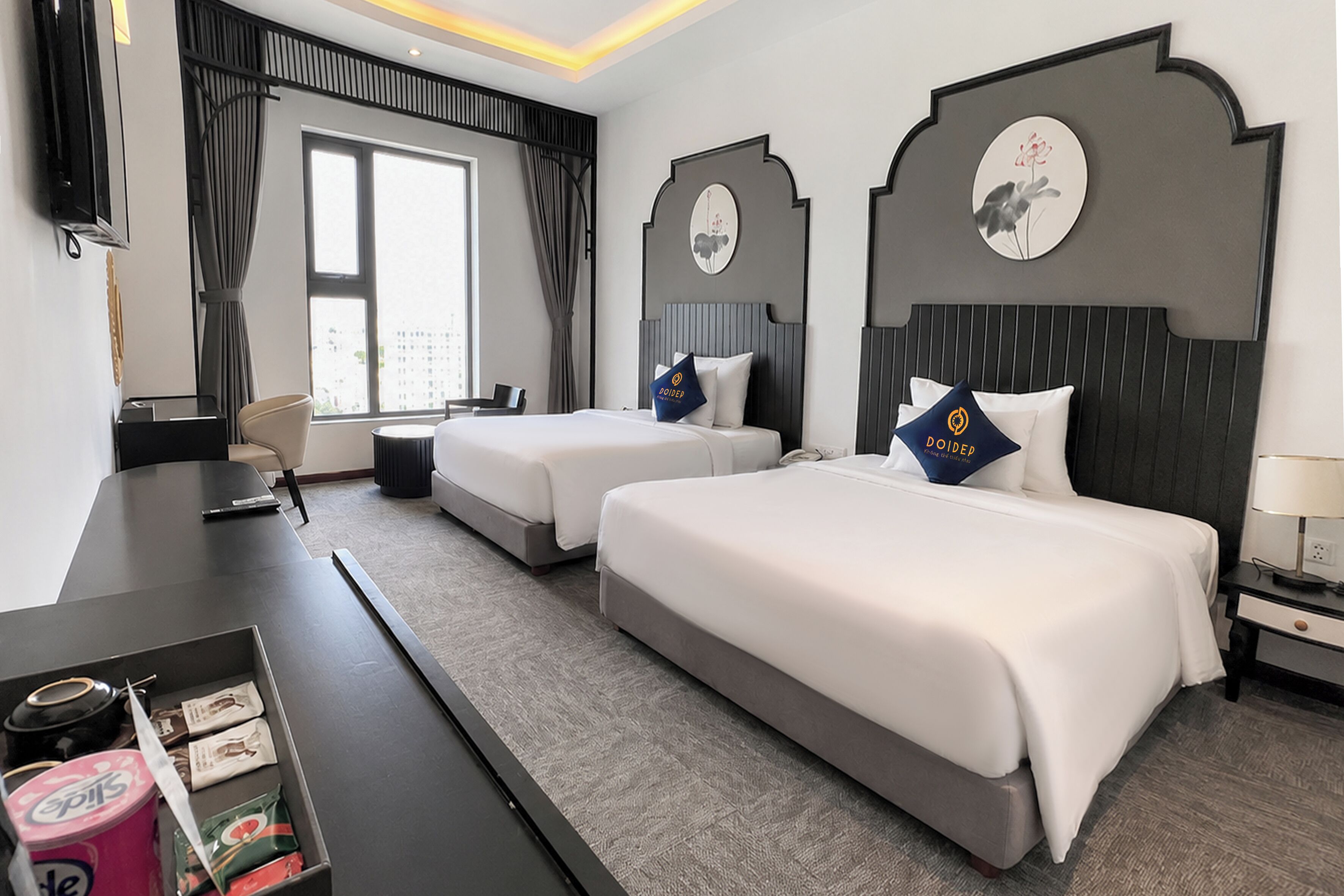Luxury-Dreibettzimmer | Schreibtisch, kostenloses WLAN