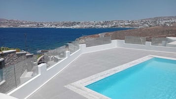 Deluxe-villa - havudsigt | Pool | 4 udendørs pools