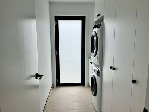 Ocean Mist Cabin – Spa, Fireplace & EV Charger