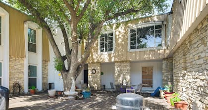 Accessible Family Condo Near Downtown Riverfront