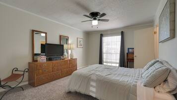 2 bedrooms, iron/ironing board, travel crib, internet
