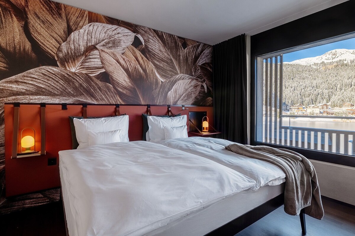 Deluxe-Apartment, 2 Schlafzimmer, Balkon, Bergblick | Zimmersafe, kostenloses WLAN