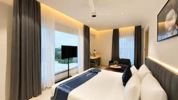 Suite Mewah | Minibar, meja kerja, tirai kedap cahaya, dan kedap suara