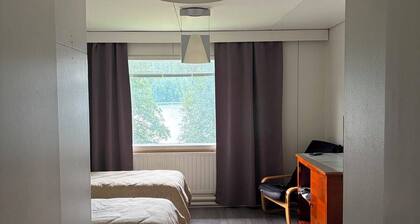 Lakeview 8-bedroom hotel in tranquil Lahnajärvi