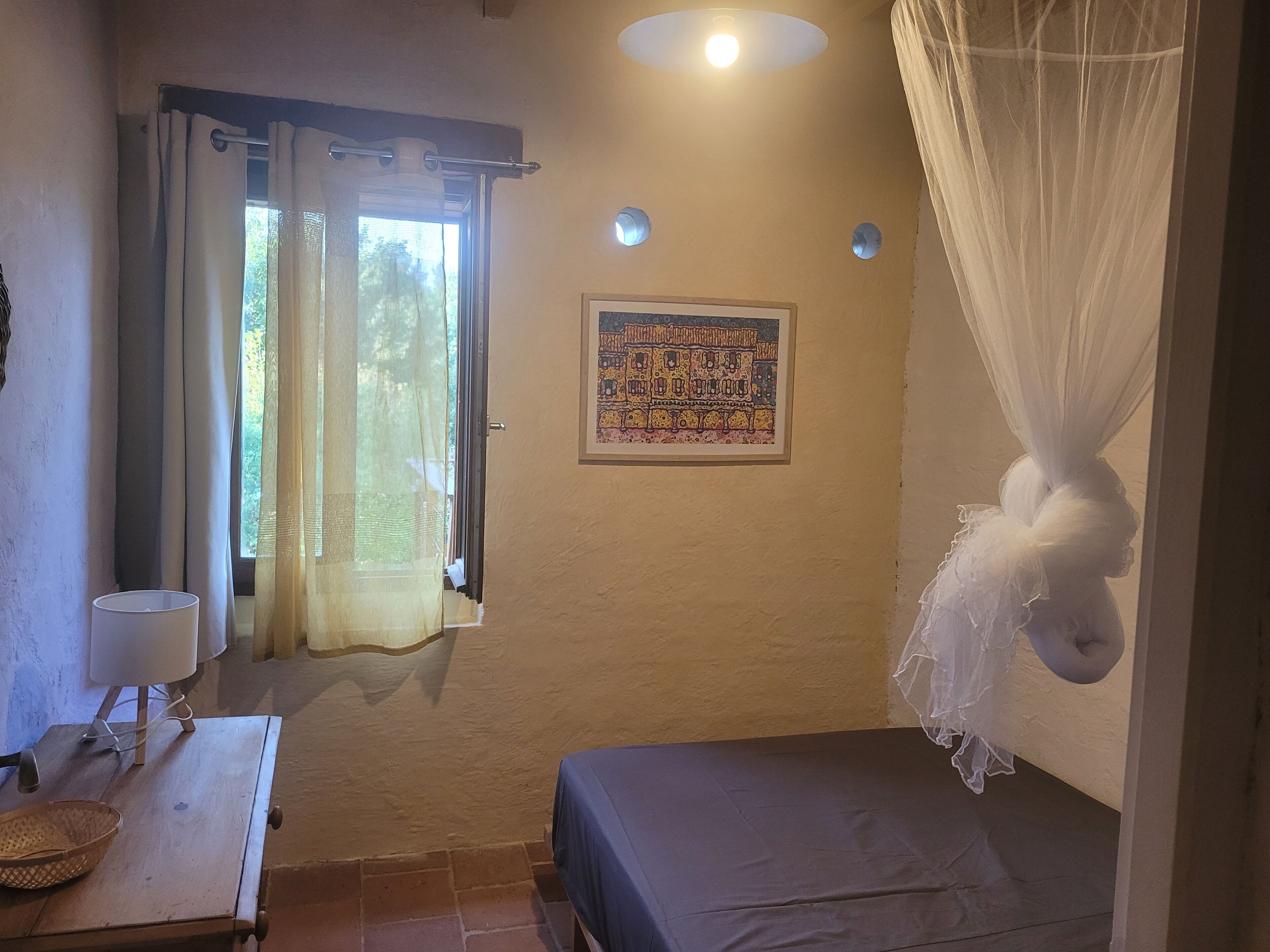 2 chambres, fer et planche à repasser, accès Internet, draps fournis