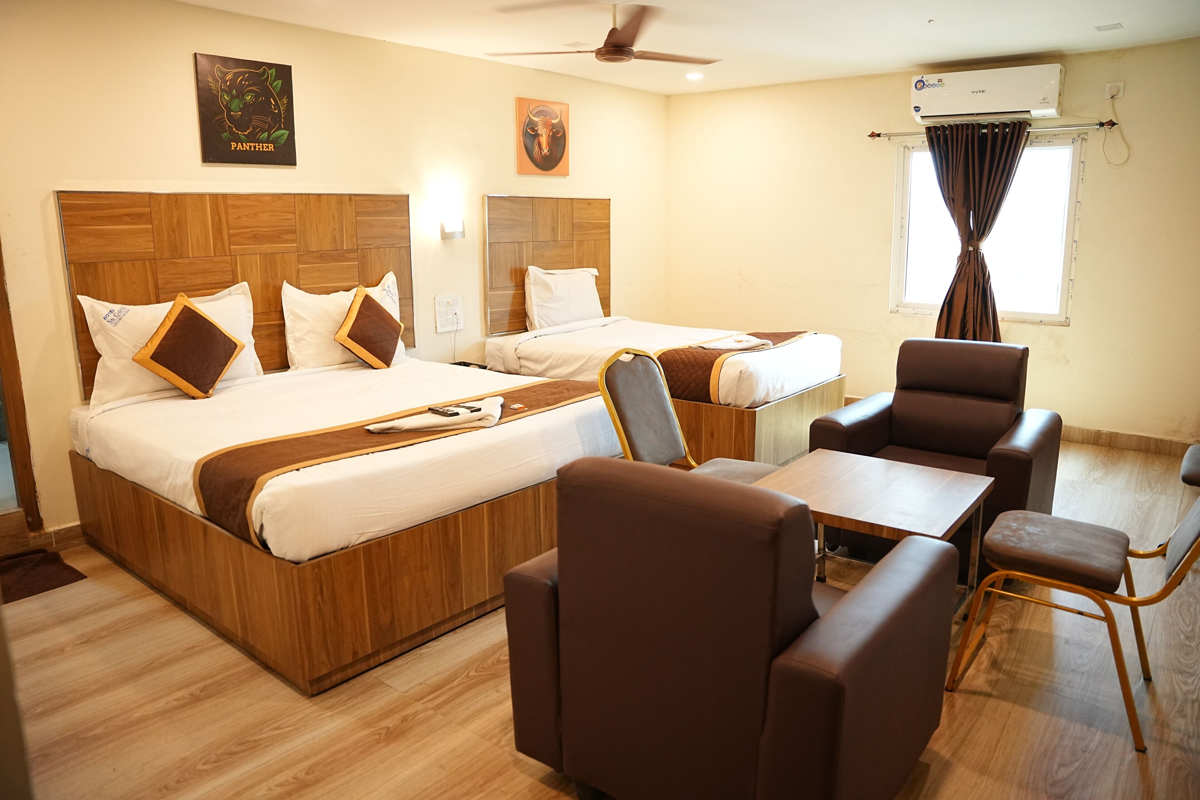 Luxury Room