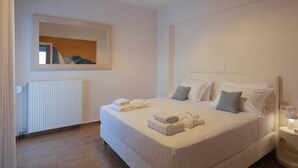 Iron/ironing board, WiFi (free), bed sheets