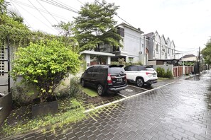 Property grounds - Modern Suite Near Sanur Beach (Bali)