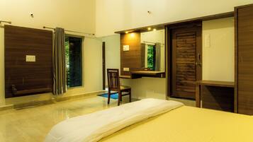 Family Room | WiFi (free)