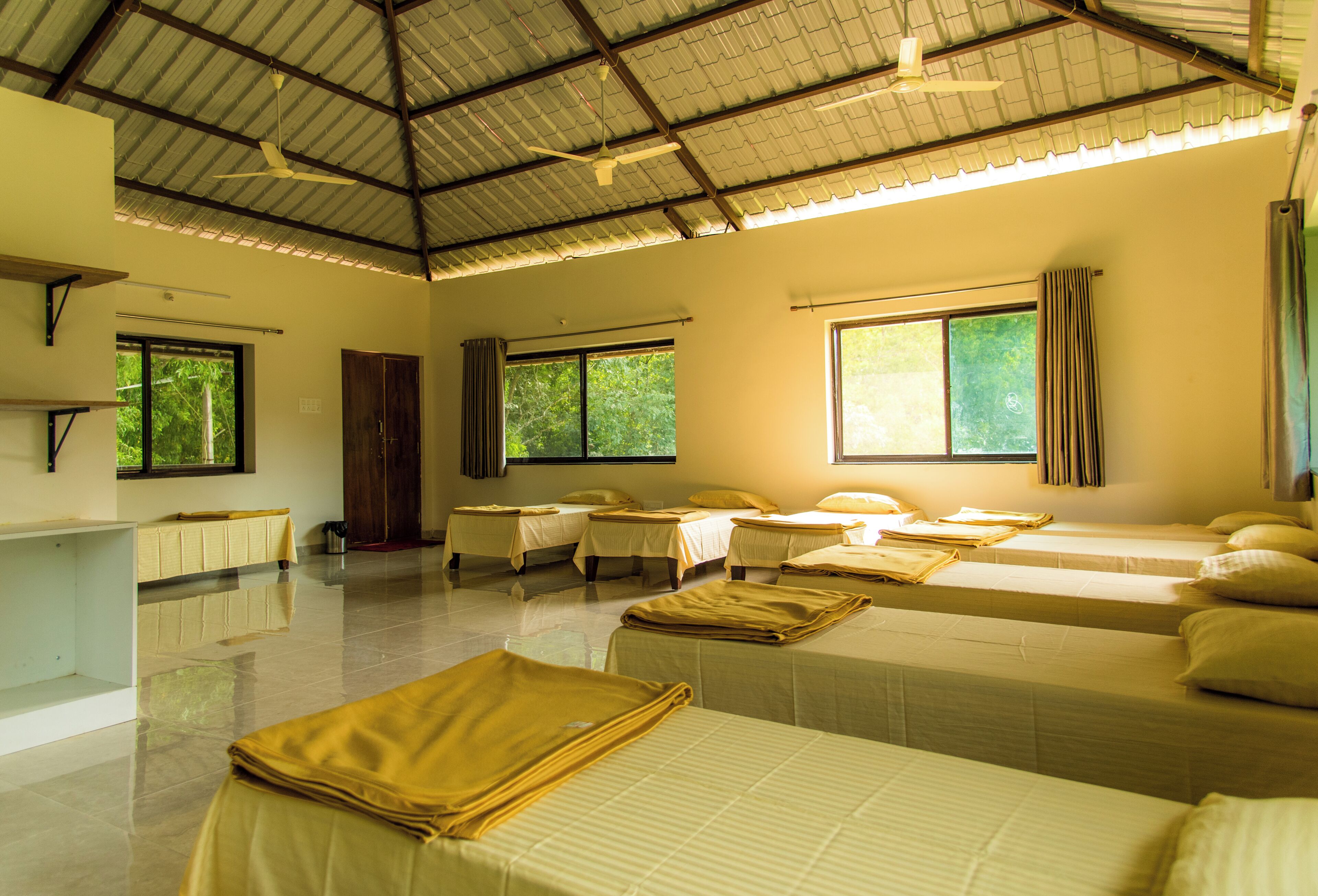Shared Dormitory | WiFi (free)