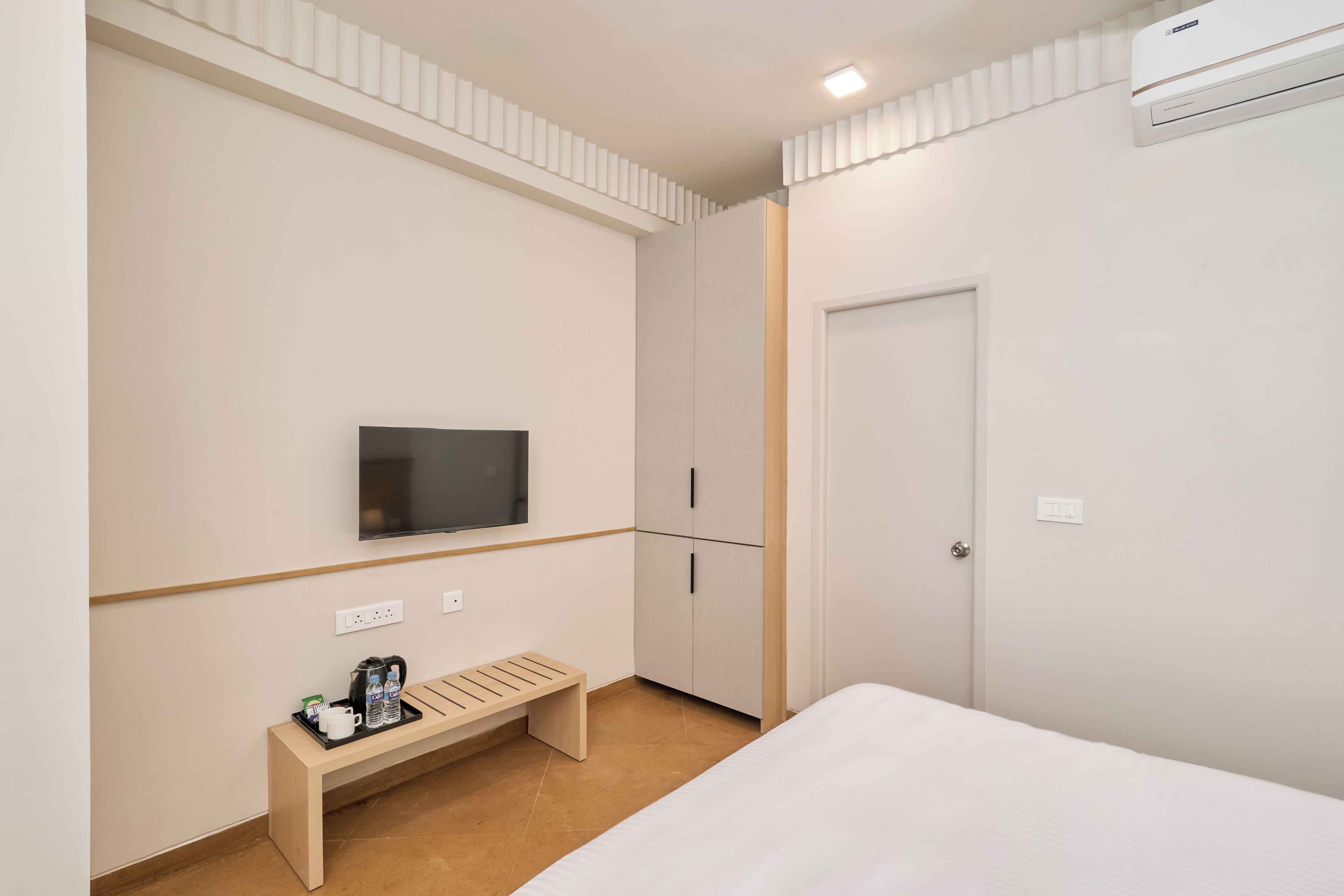 Luxury Double Room, Balcony, City View
