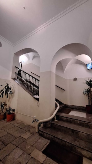 Interior - Elegant, spacious studio apartment in the heart of Palermo’s most beautiful historic district (Palermo)
