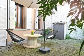 Outdoor dining - Vrbo Property (Forlì)