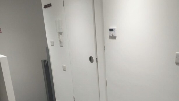 Unclassified image, 1 of 12, button - Hendon Studio, Sleeps 2 With Parking (London)