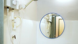 Unclassified image, 5 of 24, button - Pak Fook Hotel Chow Kit (Kuala Lumpur)