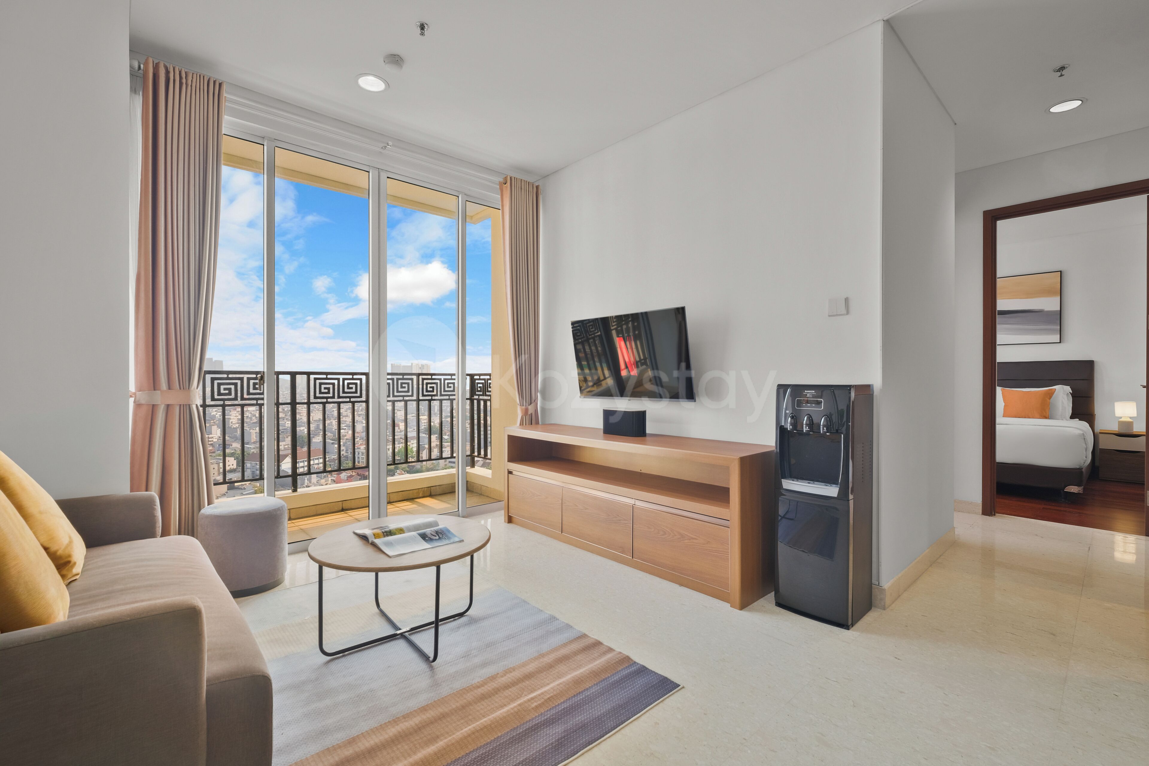 Apartment, 2 Bedrooms, City View | Living area | 43-inch Smart TV with cable channels, Netflix, streaming services