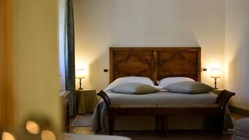 WiFi, bed sheets