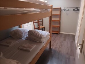 Room - Vrbo Property (Laruns)