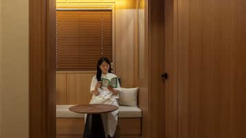 Premier Twin Room