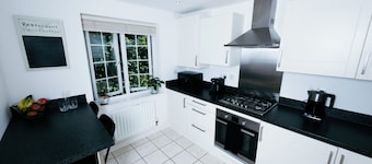 Modern 3-Bedroom House in Shefford. Central Bedfordshire close to A1 and M1