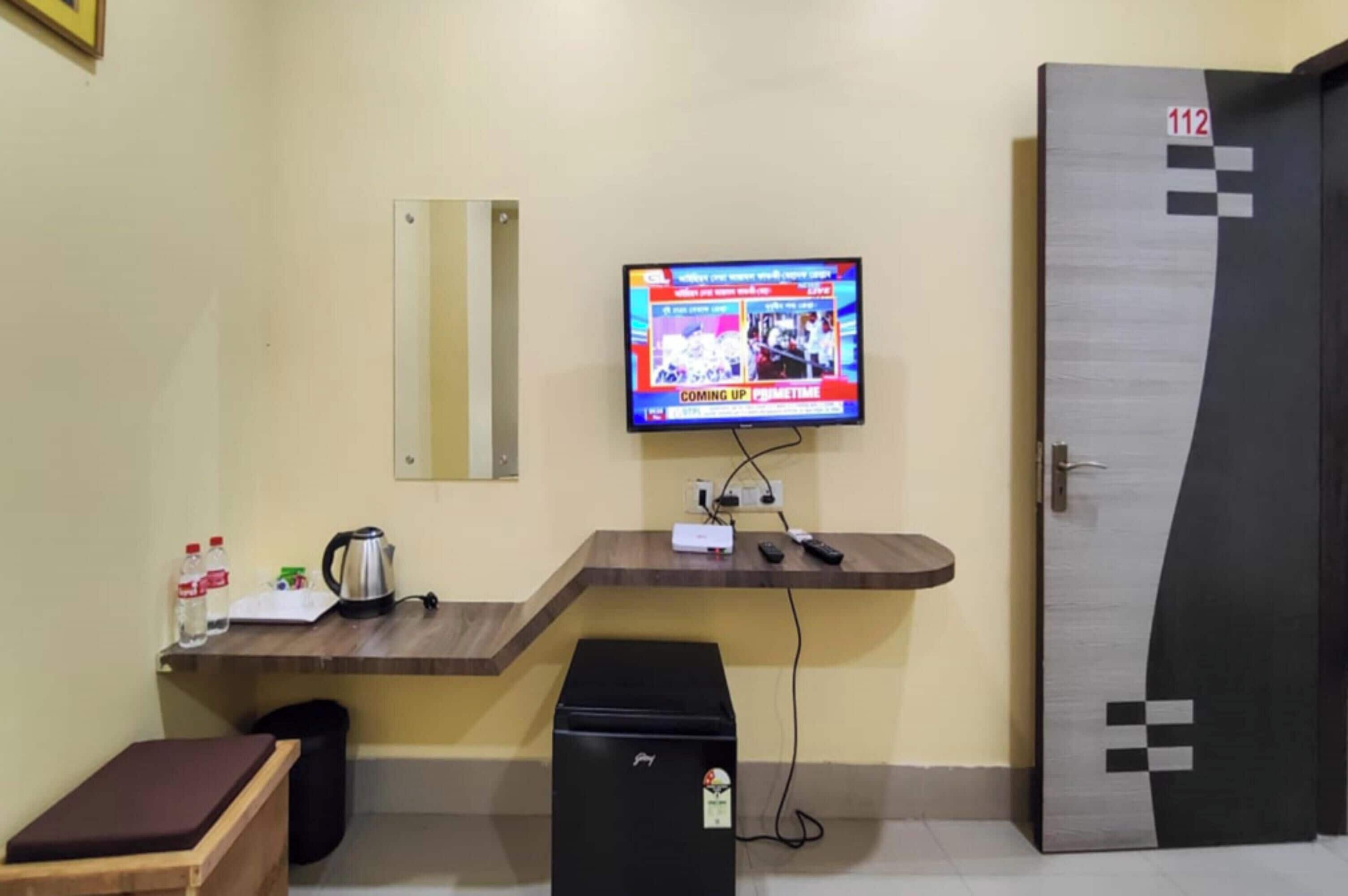 Habitación ejecutiva doble, vistas a la ciudad | Escritorio y wifi gratis