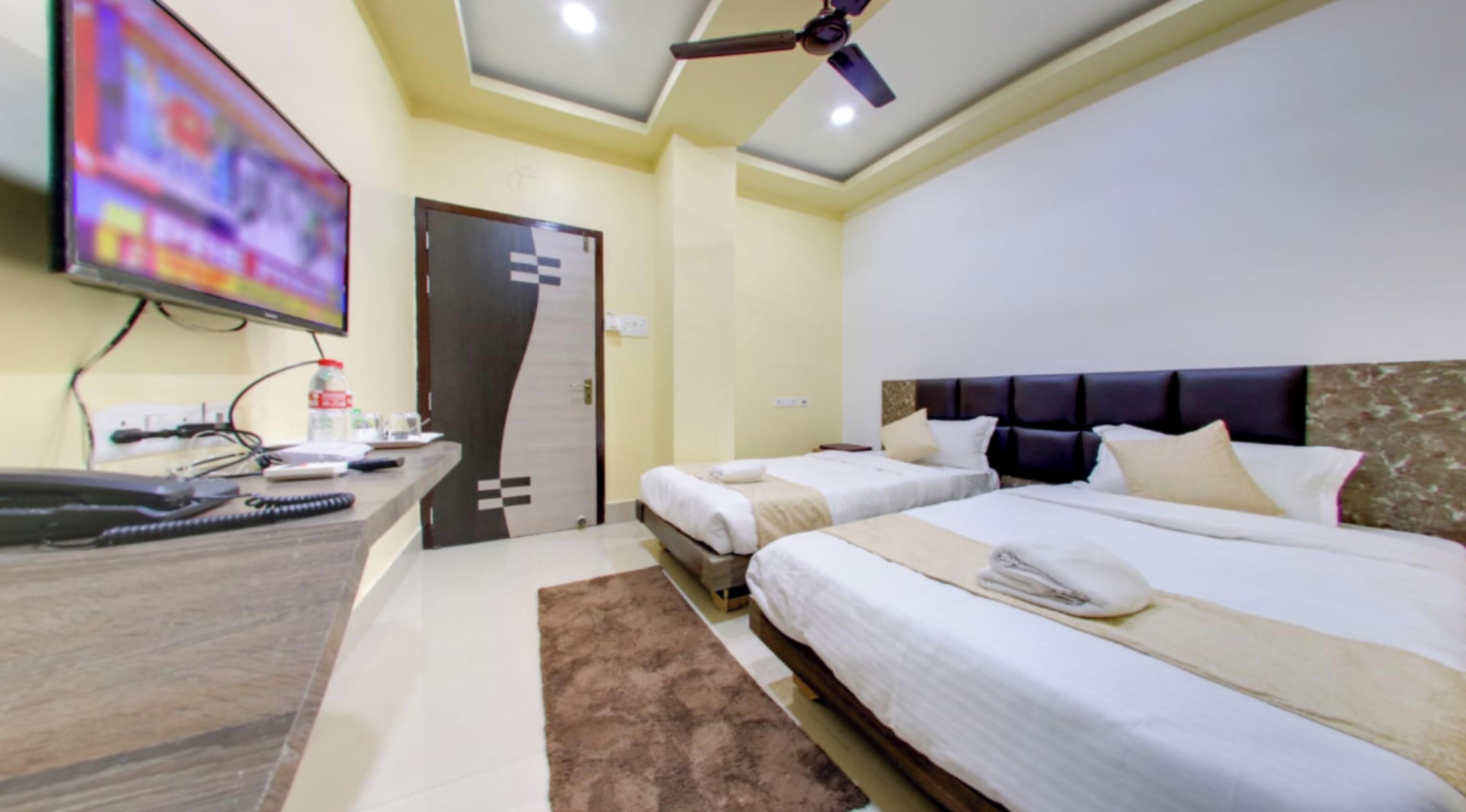 ห้องดีลักซ์ทริปเปิล, วิวเมือง | โต๊ะทำงาน, Wi-Fi ฟรี