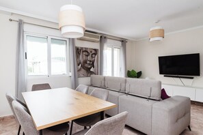 Dining - Vrbo Property (Grau i Platja)