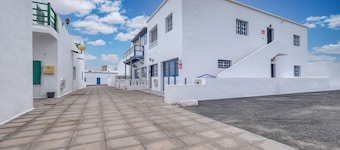 Casa Margarita - Orzola Coastal retreat by LVH