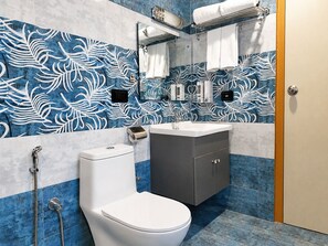Bathroom - Ramgarh Vatika - AM Hotel Kollection (Ramgarh)