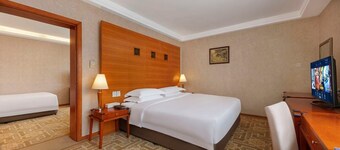 Luoyang Huayang Plaza Hotel