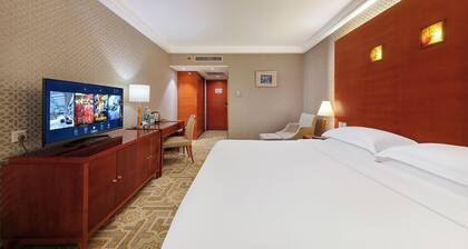 Luoyang Huayang Plaza Hotel