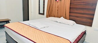 HOTEL SIDDVEER GRAND