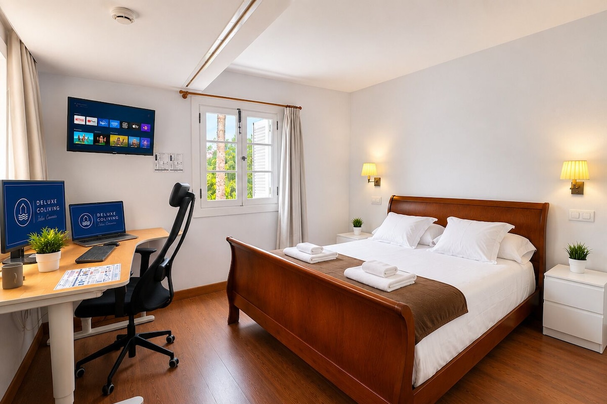 Cobertura conforto, vista para a cidade | Escrivaninha, espaço de trabalho para notebook, Wi-Fi de cortesia