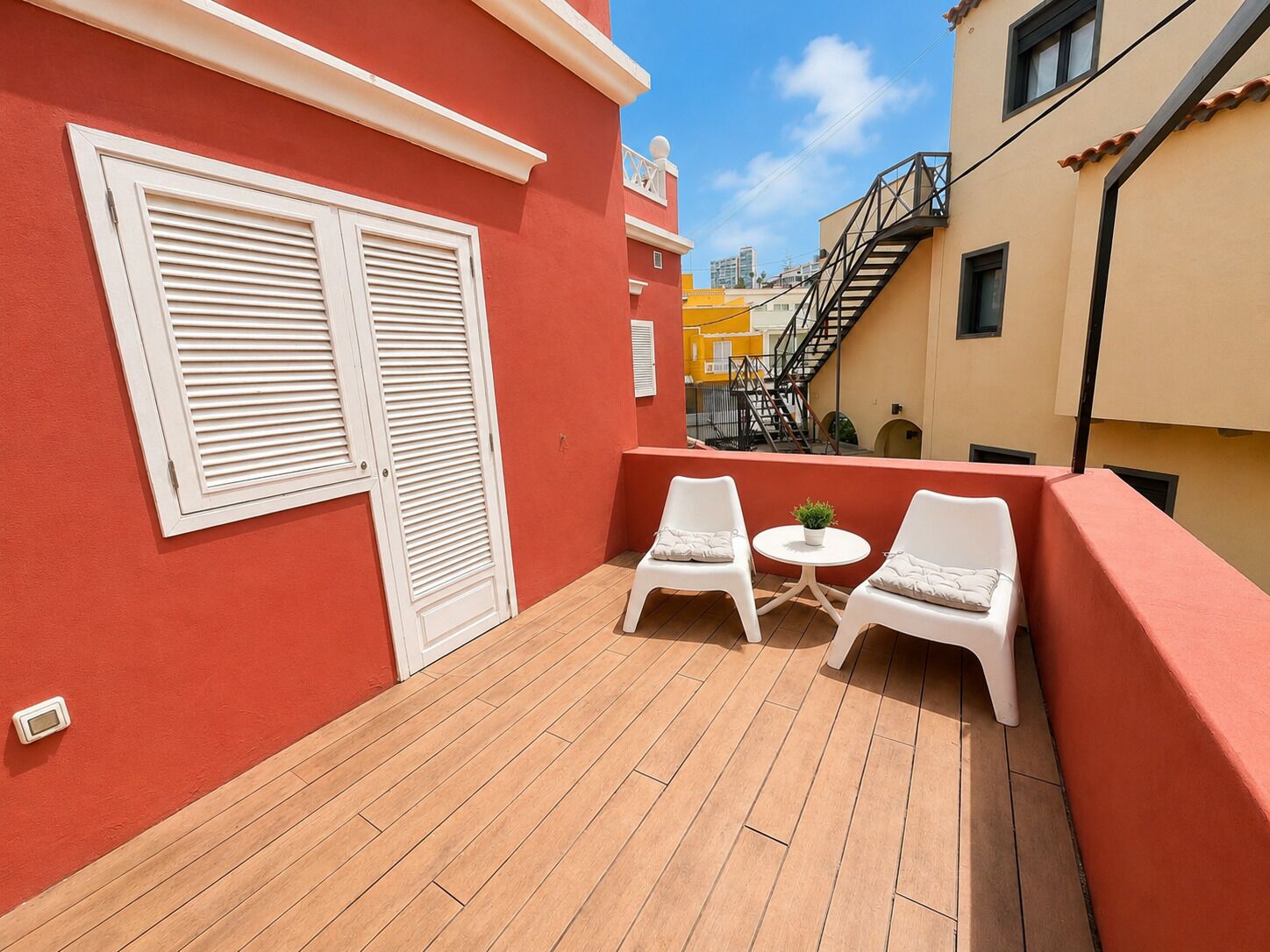 Habitación Deluxe con 2 camas individuales, vista al patio | Áreas de la propiedad