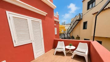 Habitación Deluxe con 2 camas individuales, vista al patio | Áreas de la propiedad
