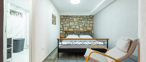 1 habitación, wifi gratis y ropa de cama