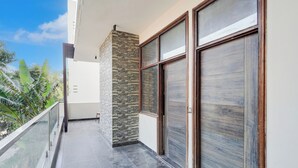 Property grounds - Collection O Sector 108 Noida (Noida)