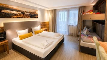 Superior Double Room, Courtyard View | In-room safe, free WiFi