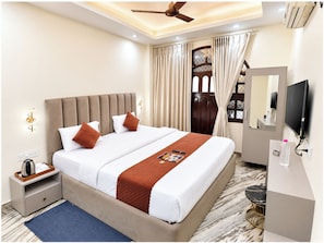 Deluxe Double Room, Air conditioning | View from room - Hotel The Banaras inn Varanasi (Varanasi)