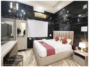 Deluxe Double Room, Multiple Beds, Air conditioning - Hotel The Banaras inn Varanasi (Varanasi)