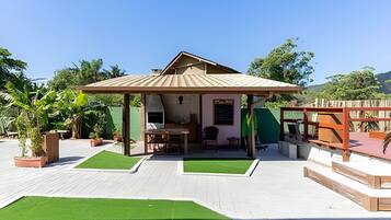 Chalet | Outdoor dining